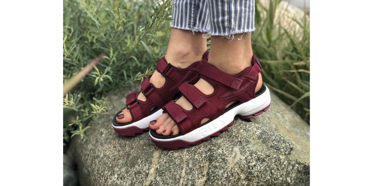 Fila best sale sandals disruptor